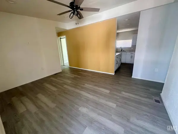 6601 Eucalyptus Drive #352, Bakersfield, CA 93306