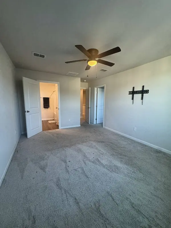 862 Knox Crest Dr, Lebanon, TN 37090