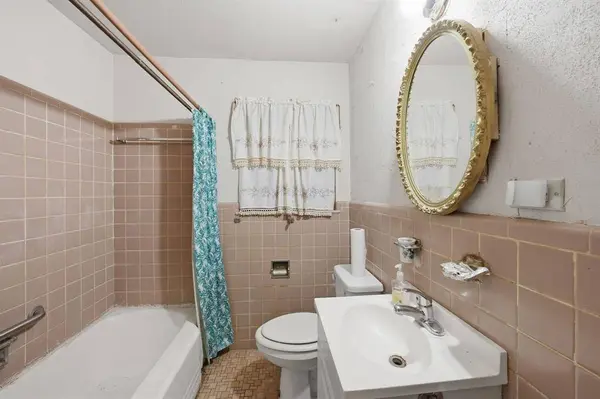 3275 S Edgefield Avenue, Dallas, TX 75224