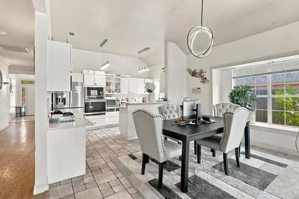 8318 Portsmouth Drive, Rowlett, TX 75088