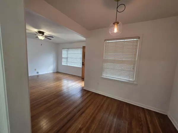 5126 SEA ISLE RD, Memphis, TN 38117