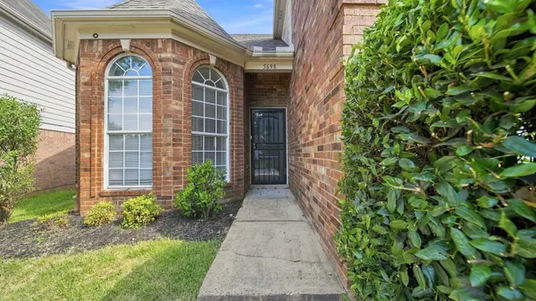 5698 SYCAMORE WOODS DR, Memphis, TN 38134