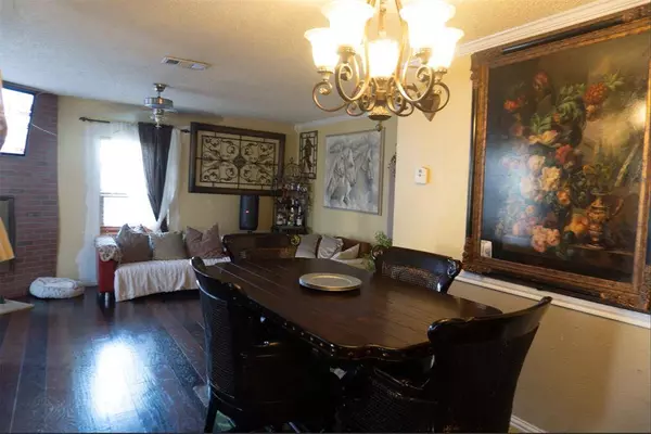 302 W 6th Street, Lancaster, TX 75146