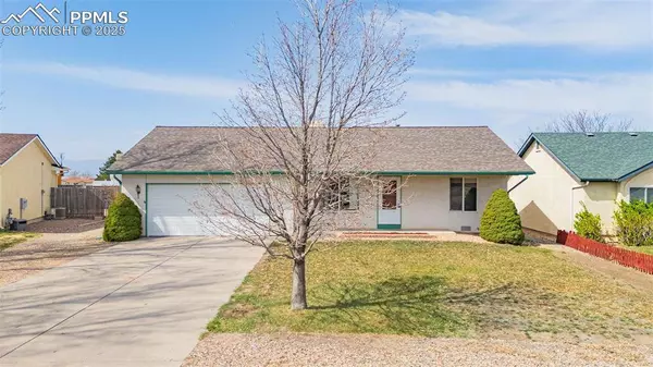 655 S Dumont DR, Pueblo, CO 81007