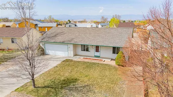 655 S Dumont DR, Pueblo, CO 81007