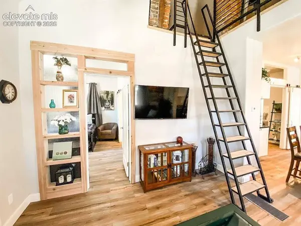 1208 W Colorado AVE, Colorado Springs, CO 80904
