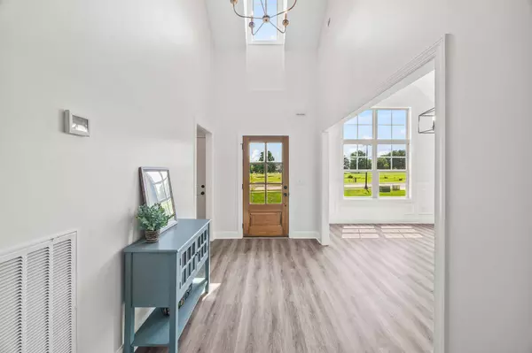 200 Creekside Dr, Lewisburg, TN 37091