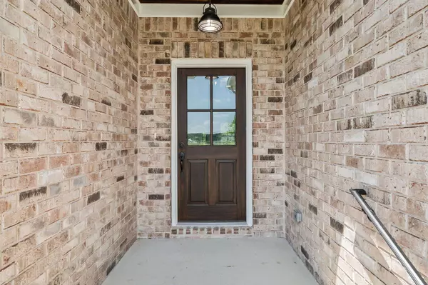 198 Creekside Dr, Lewisburg, TN 37091