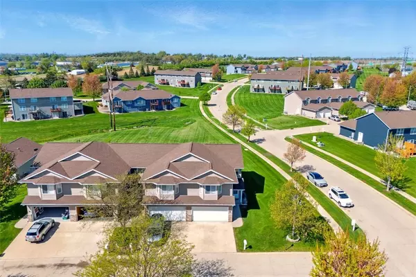 3685 37th AVE SW #A, Cedar Rapids, IA 52404