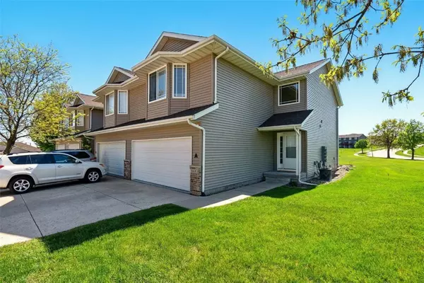 3685 37th AVE SW #A, Cedar Rapids, IA 52404