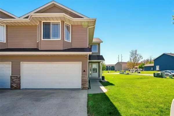 3685 37th AVE SW #A, Cedar Rapids, IA 52404