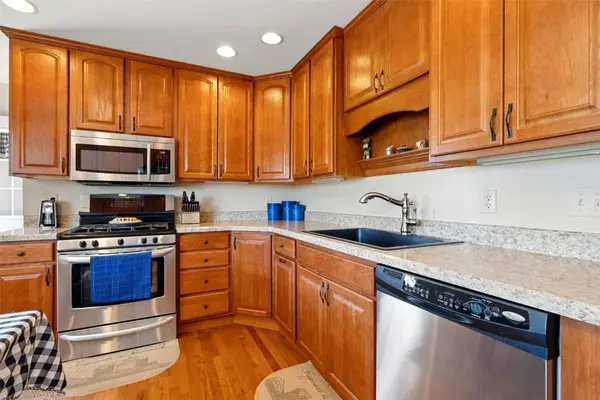 4621 Midway DR NW, Cedar Rapids, IA 52405