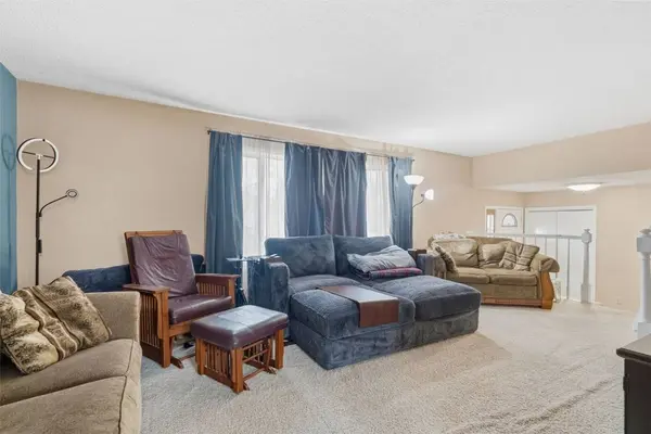 4656 Northwood DR NE, Cedar Rapids, IA 52402