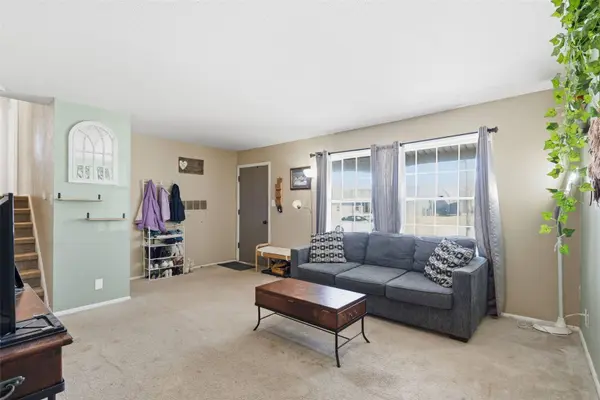 408 Day ST NW, Cedar Rapids, IA 52405