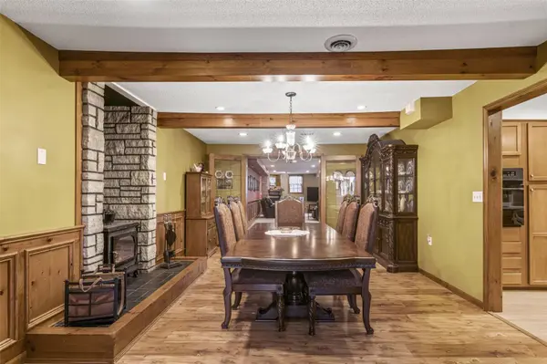 3098 Sandy Beach RD NE, Solon, IA 52333