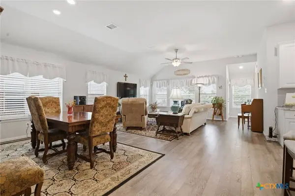 8512 Tulocay Blanca, Boerne, TX 78015