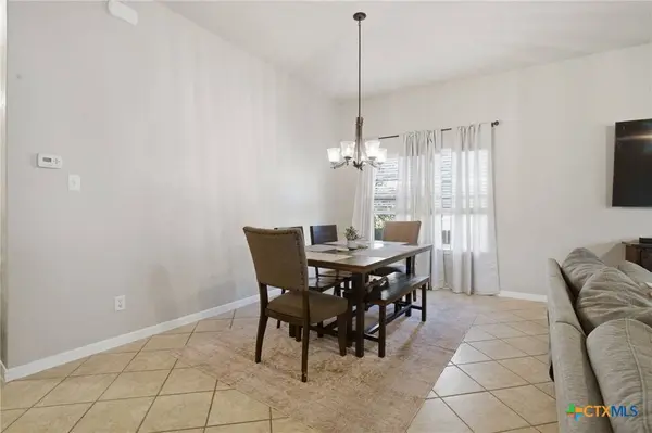 821 Wall ST, New Braunfels, TX 78130