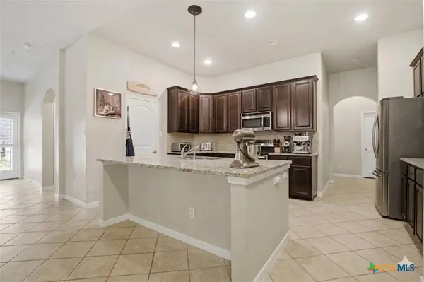 821 Wall ST, New Braunfels, TX 78130