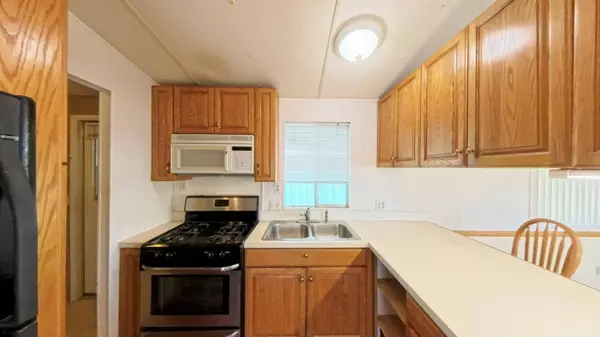 16871 Sunrise RD, Desert Hot Springs, CA 92241