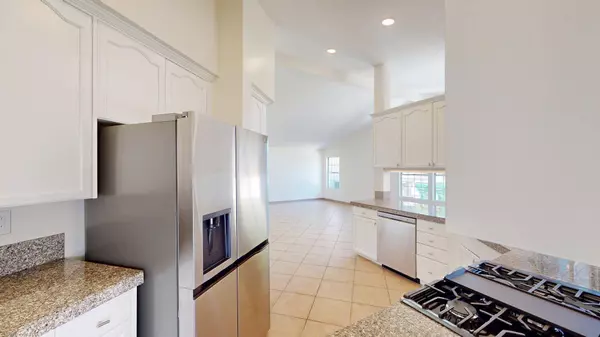 44430 Buttercup LN, La Quinta, CA 92253