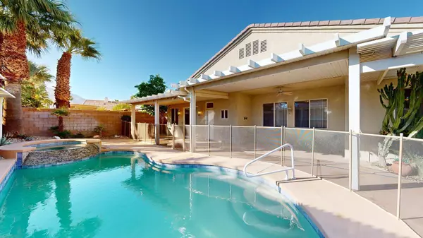 1123 E Circulo San Sorrento RD, Palm Springs, CA 92262