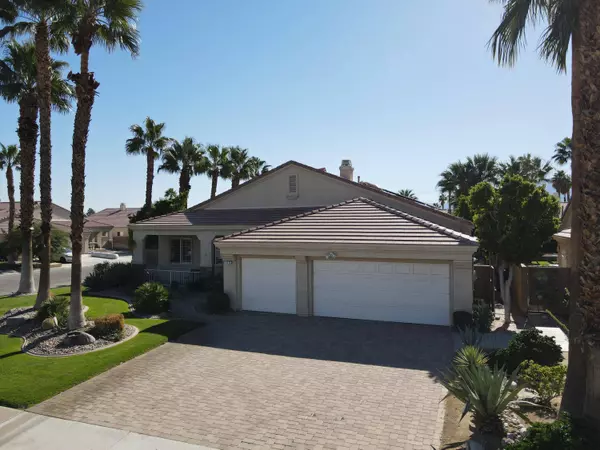 1123 E Circulo San Sorrento RD, Palm Springs, CA 92262