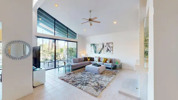 162 Lost River DR, Palm Desert, CA 92211