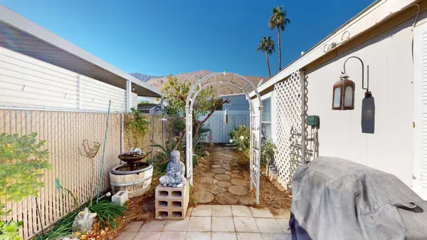 234 Lei DR, Palm Springs, CA 92264