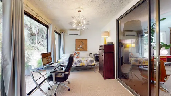 2615 E Palm Oasis ST, Palm Springs, CA 92264