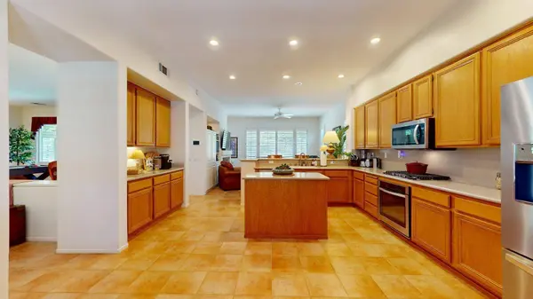 77648 Marlowe CT, Palm Desert, CA 92211