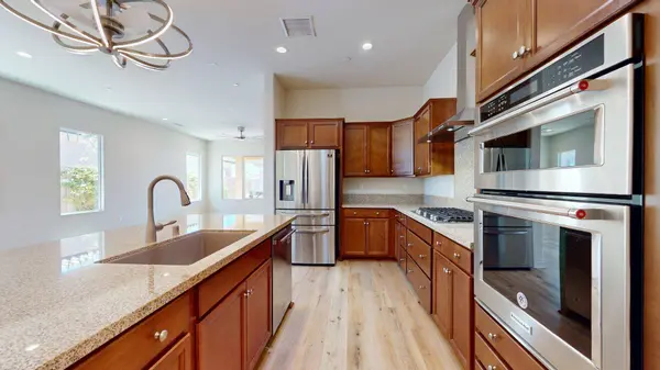 25 Pinot Noir, Rancho Mirage, CA 92270