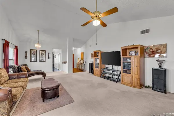 8746 Serene Ridge, San Antonio, TX 78239