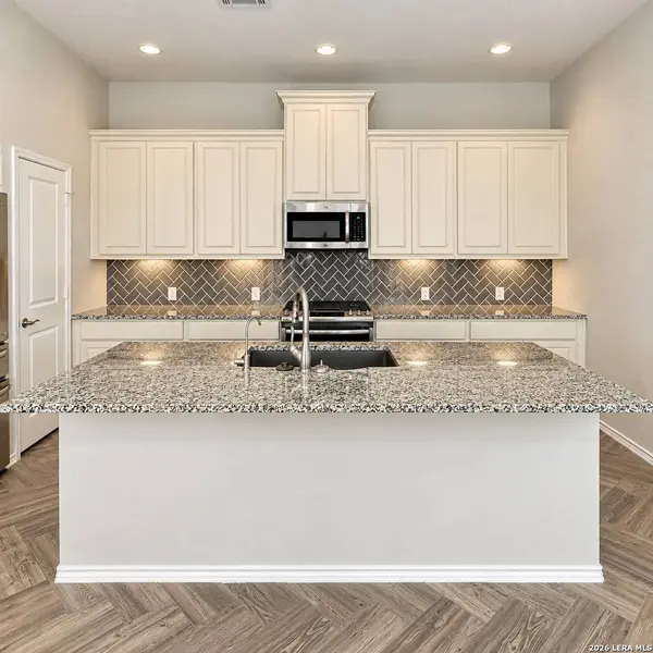 14541 BALD EAGLE LN, San Antonio, TX 78254