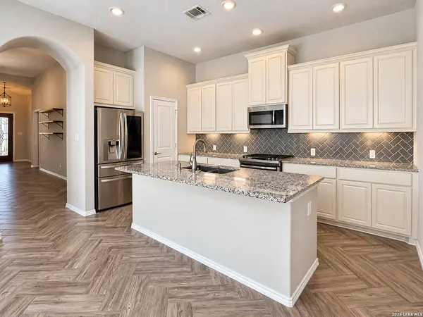 14541 BALD EAGLE LN, San Antonio, TX 78254