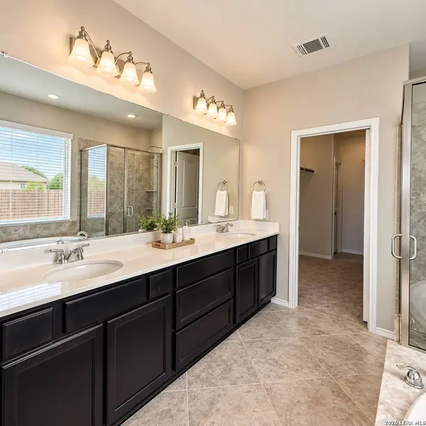 14541 BALD EAGLE LN, San Antonio, TX 78254