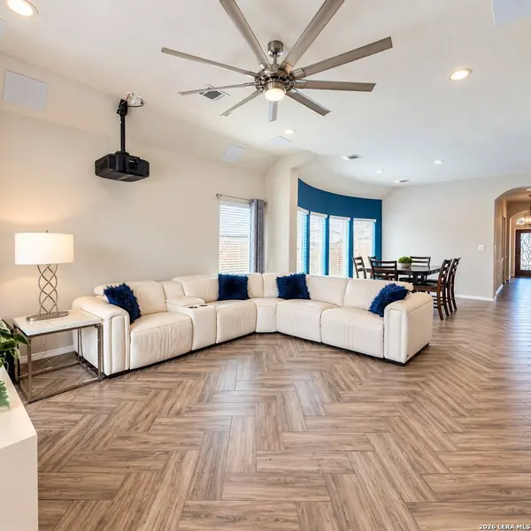 14541 BALD EAGLE LN, San Antonio, TX 78254