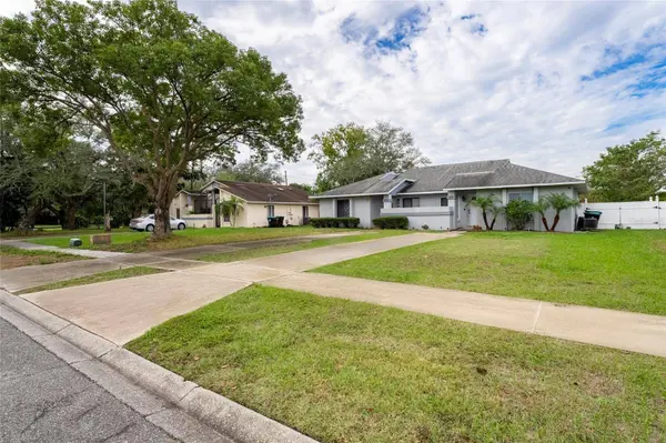 3010 ALBIN LN, Orlando, FL 32817