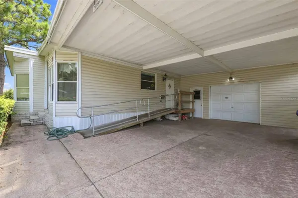 3215 WEKIVA RD, Tavares, FL 32778