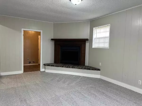 205 Dahlia Dr, Andalusia, AL 36420