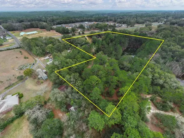 6388 Highway 85 N, Crestview, FL 32536