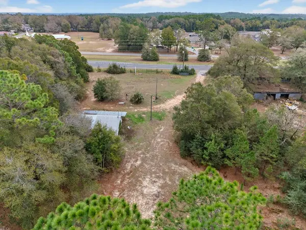 6388 Highway 85 N, Crestview, FL 32536
