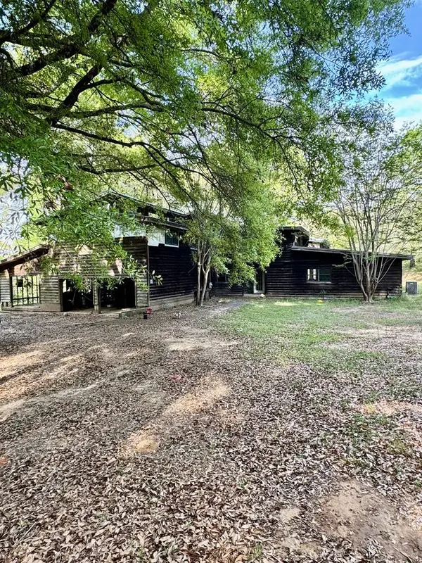 1525 County Rd 404, Elba, AL 36323