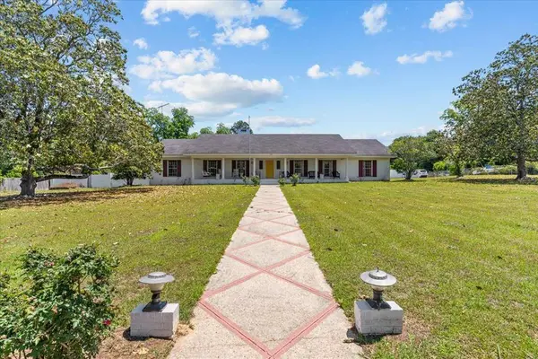 3324 Elamville St, Clio, AL 36017