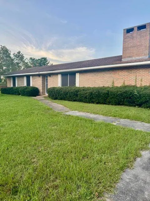 802 Duval Dr, Opp, AL 36467