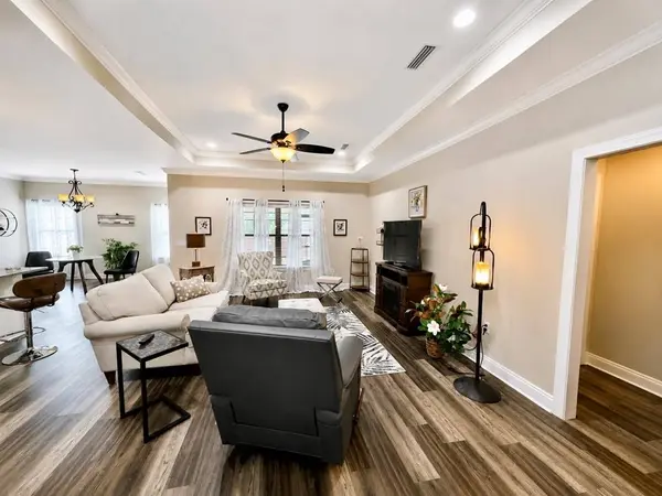 207 Cabrio Way, Headland, AL 36345