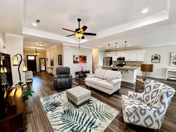 207 Cabrio Way, Headland, AL 36345