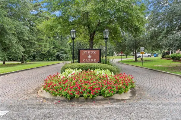 207 Royal Orleans Ct, Dothan, AL 36305