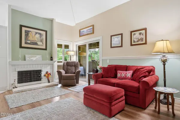 460 Arbor Lane Court #202, Thousand Oaks, CA 91360