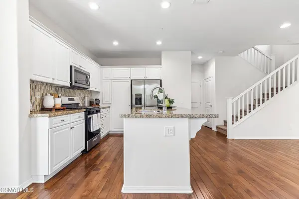 2922 Encina Lane, Simi Valley, CA 93065