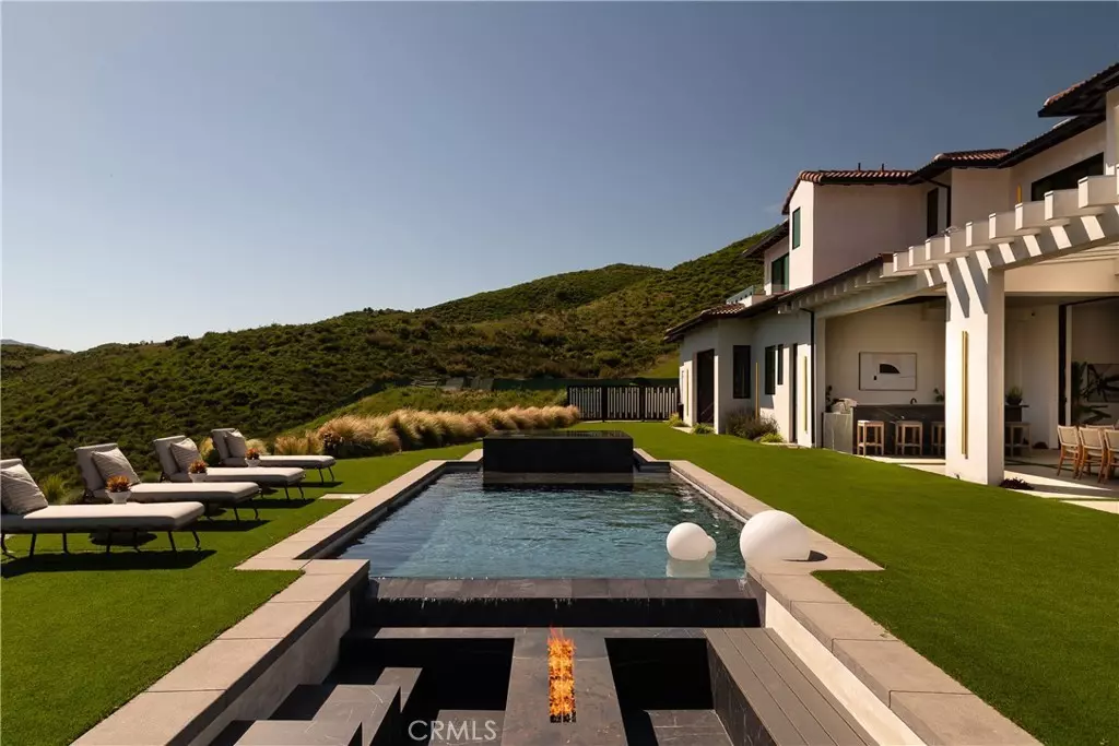 Calabasas, CA 91302,2681 Country Ridge Rd